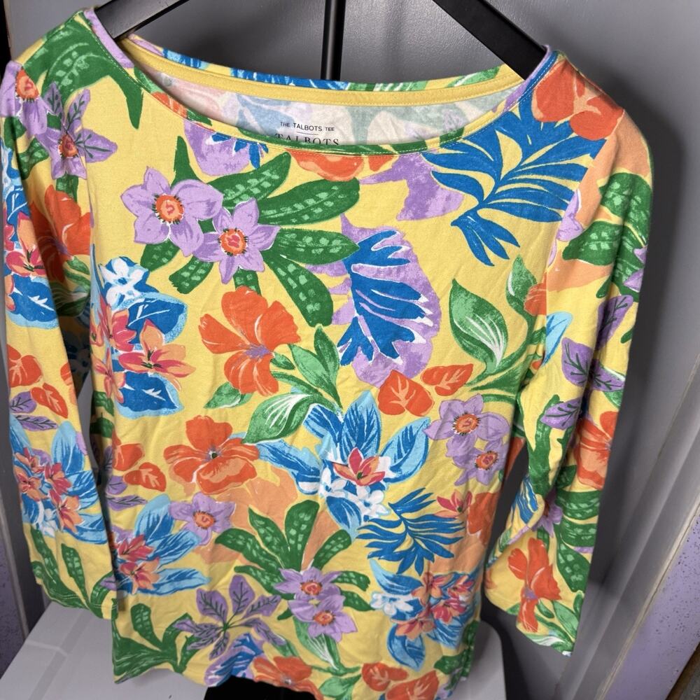 Talbots Womens Tropical Floral M Sleeve Top Flowers Travel Office Casual - Picture 4 of 6